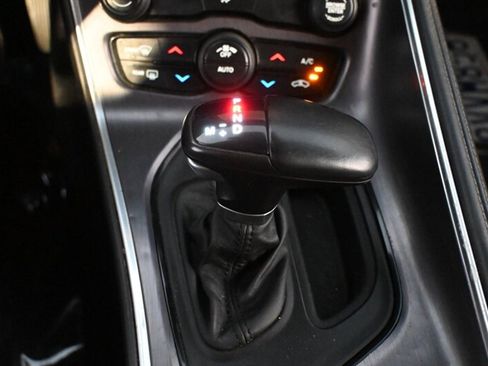 Used 2016 Dodge Challenger SXT w/ Blacktop Package image 35