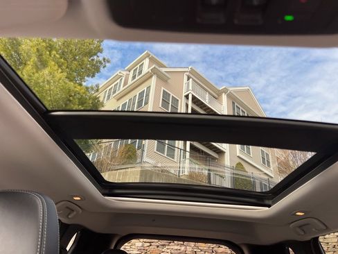 Used 2024 Mitsubishi Outlander SE image 22