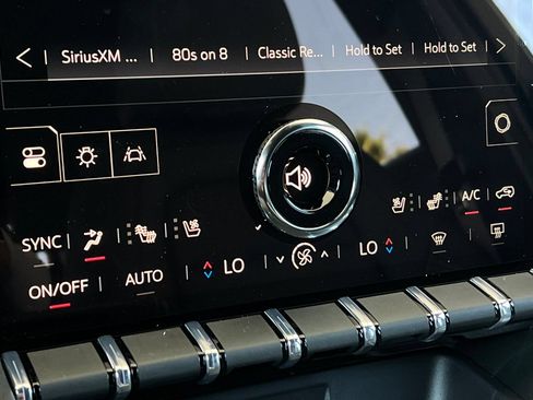 New 2026 GMC Terrain Elevation AWD/4WD image 19