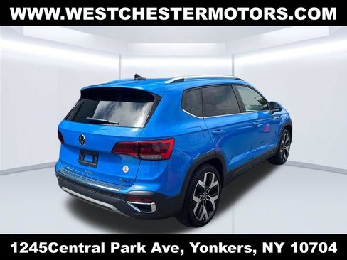 Used 2023 Volkswagen Taos SEL AWD/4WD image 4