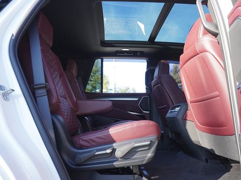 Used 2025 Cadillac Escalade Premium Luxury w/ LPO, Floor Liner Package image 45