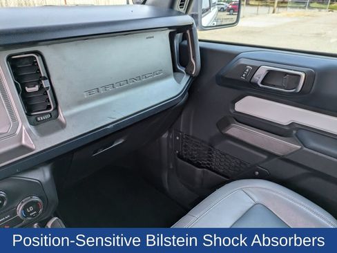 Used 2021 Ford Bronco Outer Banks w/ Sasquatch Package AWD/4WD image 16