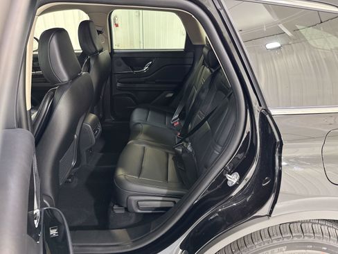 New 2026 Lincoln Corsair Premiere image 24