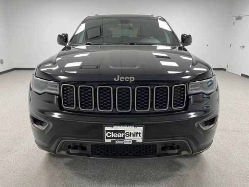 Used 2017 Jeep Grand Cherokee Limited 75th Anniversary AWD/4WD image 3