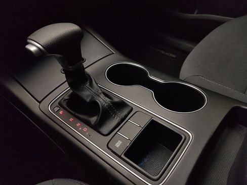 Used 2020 Kia Sorento LX image 26