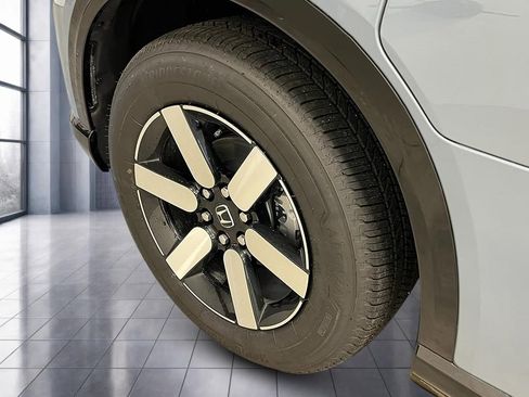 New 2026 Honda Prologue Touring image 11