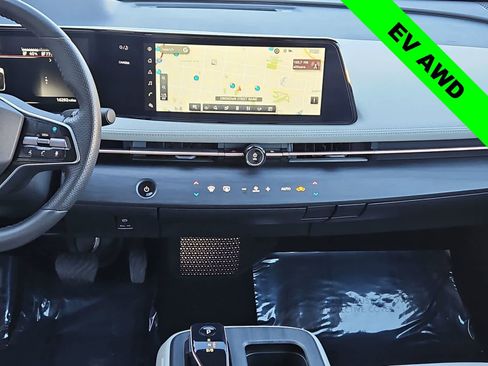 Used 2023 Nissan Ariya AWD image 20