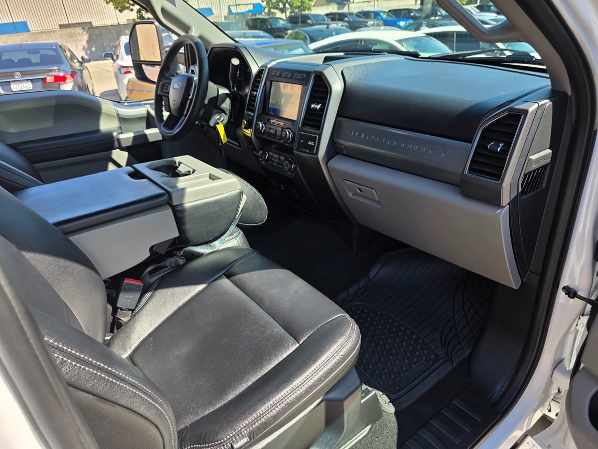 Used 2020 Ford F250 XLT w/ XLT Premium Package AWD/4WD image 14