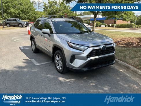 Used 2023 Toyota RAV4 XLE w/ Convenience Package AWD/4WD image 1