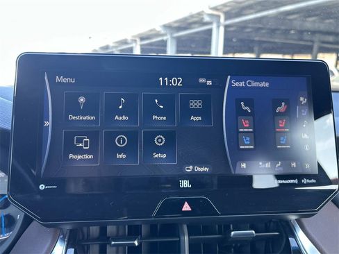 Used 2021 Toyota Venza XLE image 38