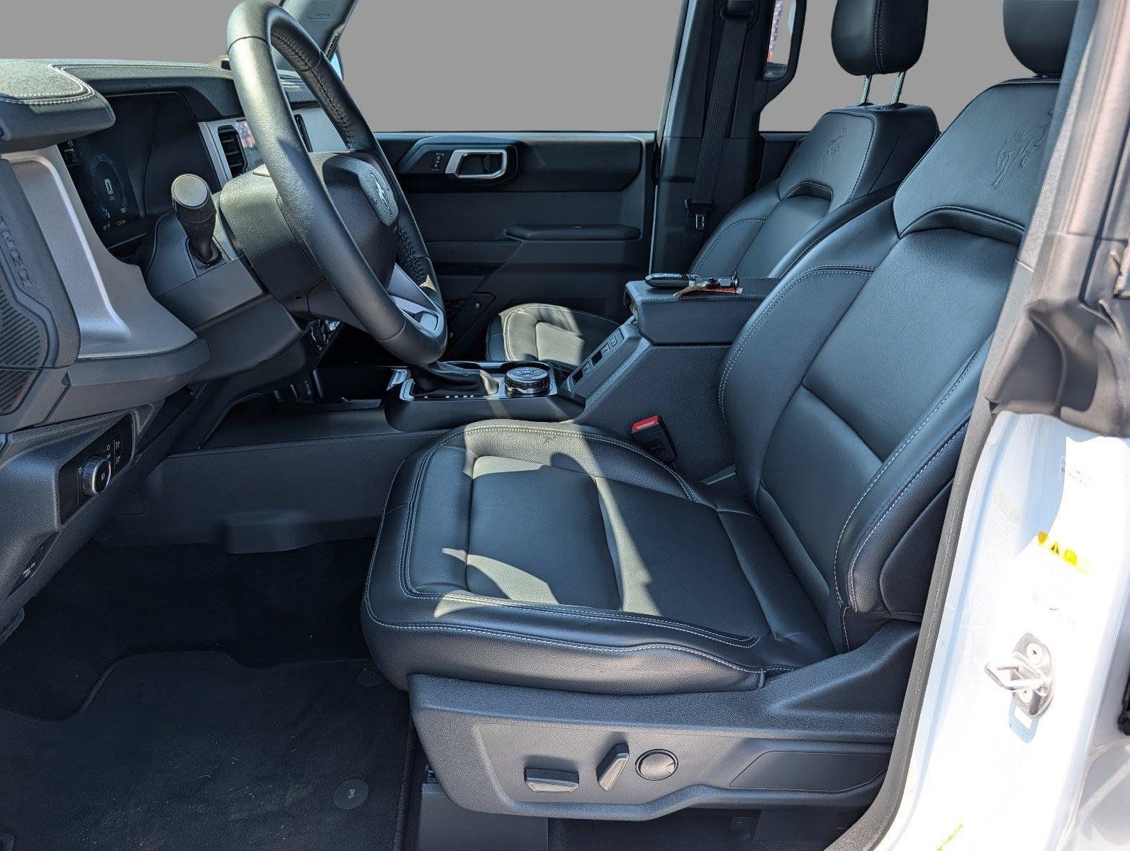 Used 2026 Ford Bronco Outer Banks AWD/4WD image 10