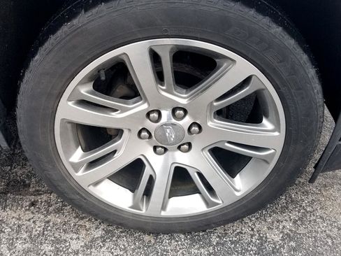 Used 2015 Cadillac Escalade ESV Premium image 25