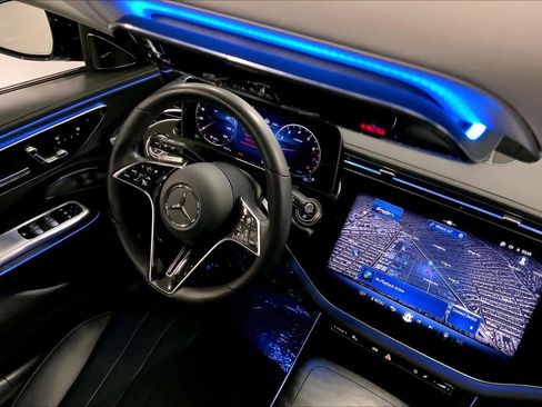 Used 2025 Mercedes-Benz E 450 4MATIC All-Terrain Wagon image 35