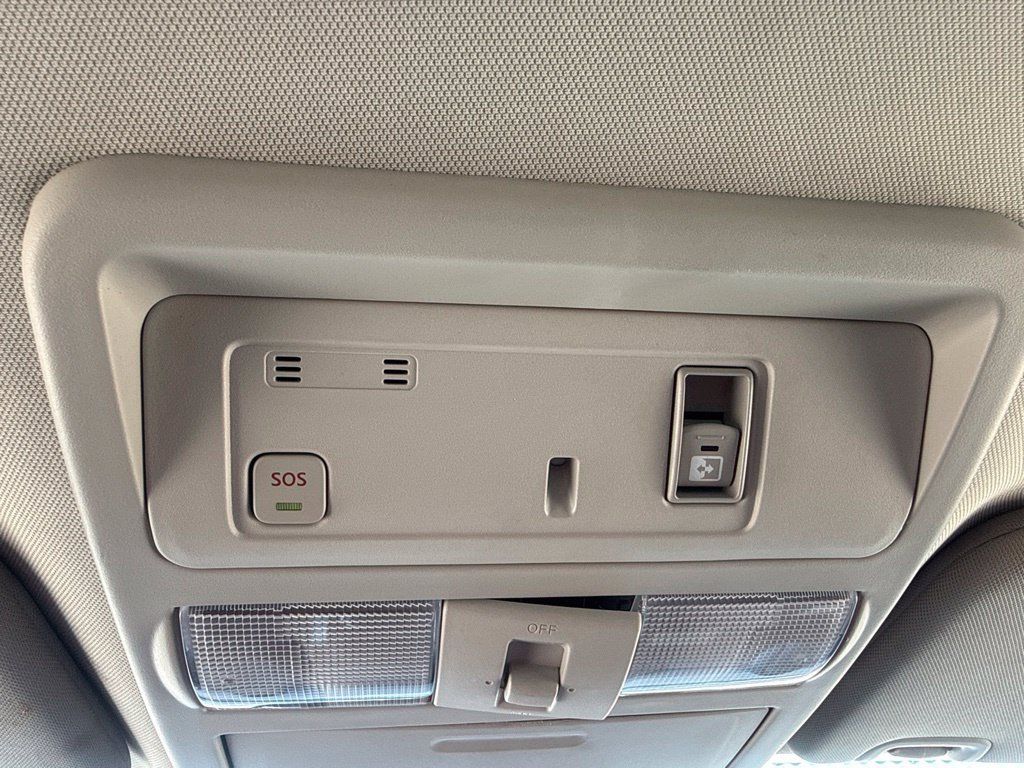 Certified 2024 Nissan Titan SV w/ SV Convenience Package RWD image 26