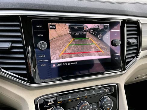 Used 2019 Volkswagen Atlas SEL image 28