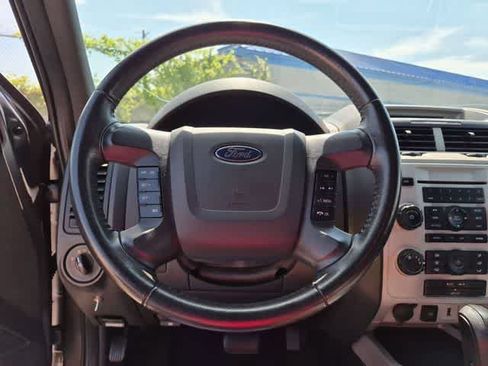 Used 2012 Ford Escape XLT FWD image 22