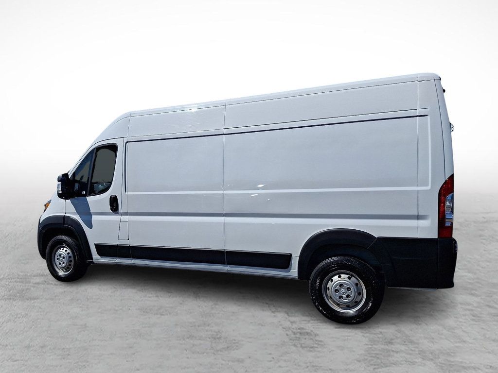 Used 2025 RAM ProMaster 2500 w/ Convenience Group FWD image 2