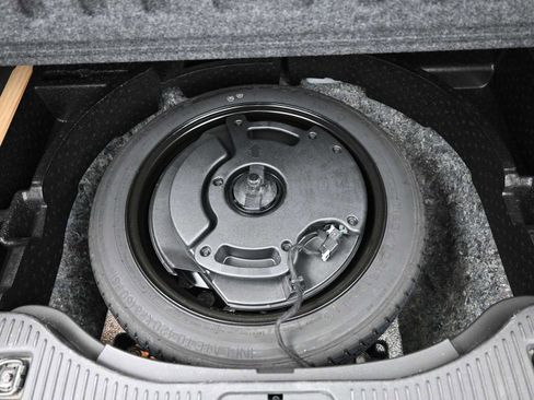 Used 2015 Buick Encore AWD image 22