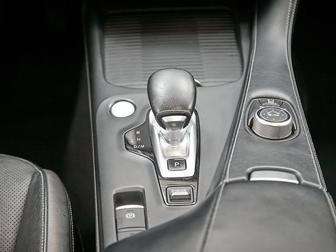 Used 2019 INFINITI QX50 Essential w/ Premium Heat Package image 32