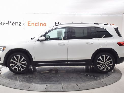 Certified 2022 Mercedes-Benz GLB 250 4MATIC image 3