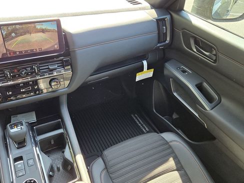 New 2026 Nissan Pathfinder Rock Creek AWD/4WD image 13