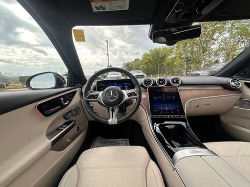 Used 2025 Mercedes-Benz C 300 4MATIC Sedan image 18