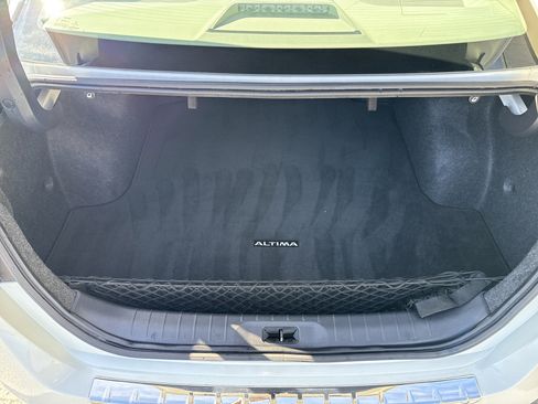 Used 2022 Nissan Altima 2.5 Platinum image 5