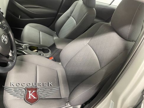 Used 2024 Toyota Corolla LE image 12