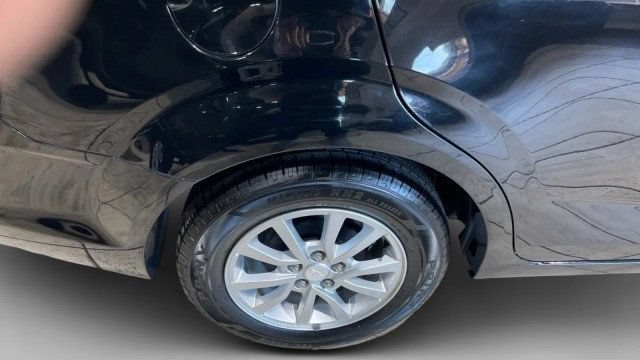 Used 2017 Chevrolet Sonic LT FWD image 21