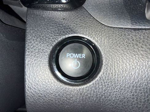 Used 2025 Toyota Camry LE image 28