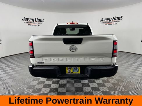 Used 2022 Nissan Frontier S image 8