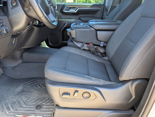 Used 2023 Chevrolet Silverado 1500 RST AWD/4WD image 18
