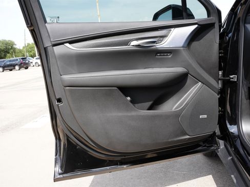 New 2025 Cadillac XT5 Sportv w/ LPO, Red Accent Package image 19