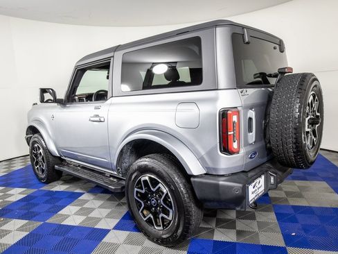 Used 2023 Ford Bronco Outer Banks image 7