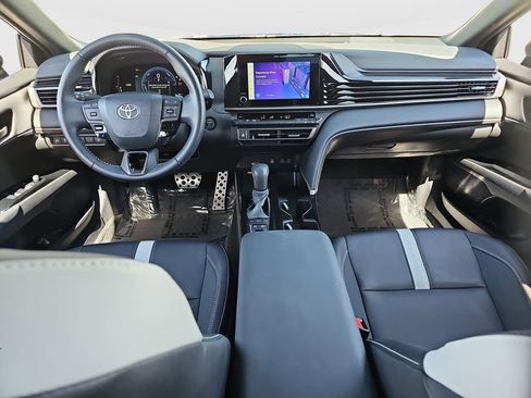 Certified 2025 Toyota Camry SE w/ Convenience Package FWD image 18