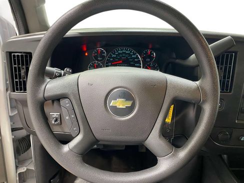 Used 2025 Chevrolet Express 2500 w/ Driver Convenience Package RWD image 23