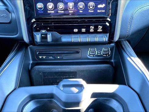 Used 2019 RAM 2500 Limited image 17