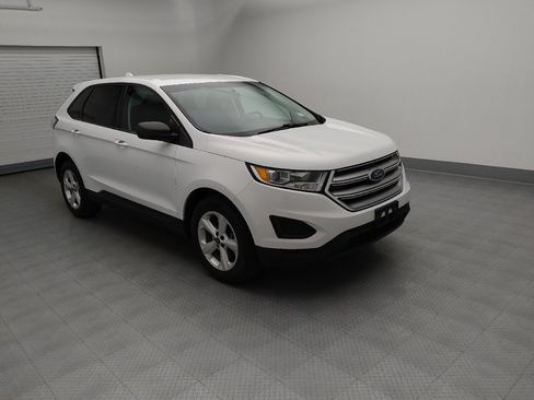 Used 2017 Ford Edge SE AWD/4WD image 13