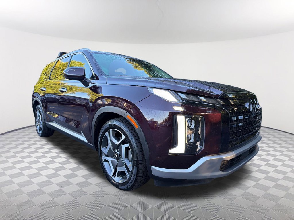Used 2023 Hyundai Palisade SEL FWD image 3