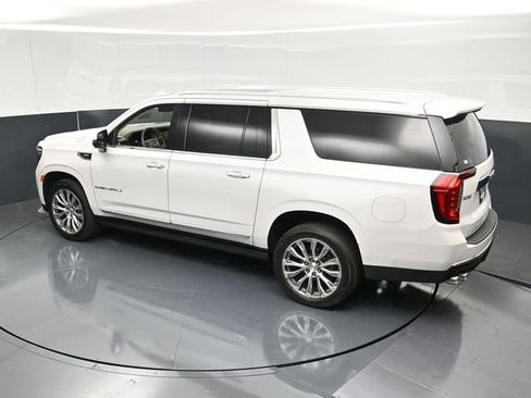 Used 2022 GMC Yukon XL Denali AWD/4WD image 54