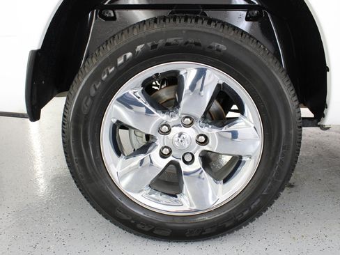 Used 2019 RAM 1500 Tradesman w/ Tradesman SXT Package image 67