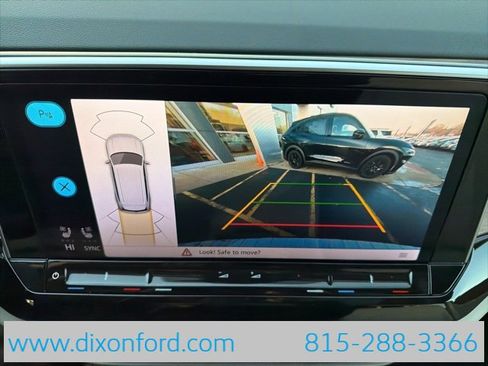 New 2026 Volkswagen Atlas SE image 10