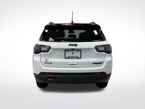 Certified 2022 Jeep Compass Trailhawk w/ Trailhawk Elite Group image 12