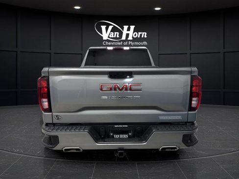 Used 2025 GMC Sierra 1500 Elevation image 13