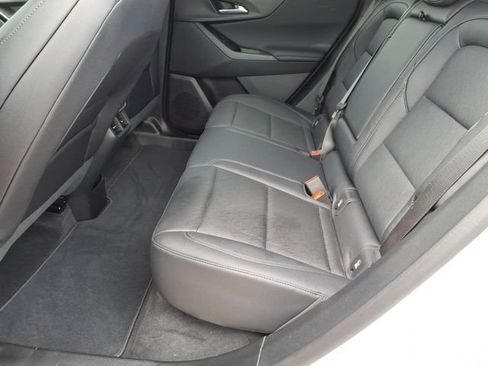 Used 2025 Chevrolet Equinox LT w/ Convenience Package II AWD/4WD image 13
