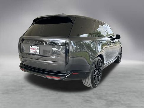 Used 2025 Land Rover Range Rover Long Wheelbase SE AWD/4WD image 3