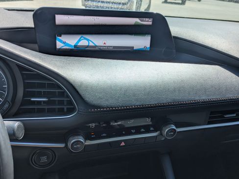 Used 2024 MAZDA MAZDA3 s image 15