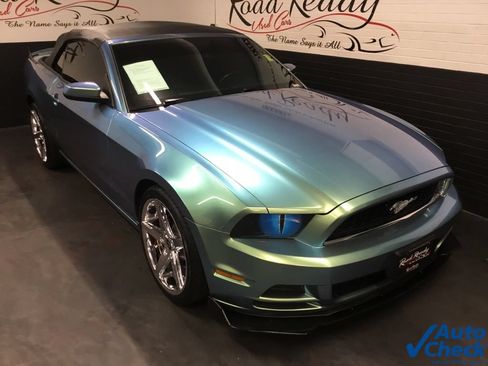Used 2014 Ford Mustang Premium w/ Comfort Package RWD image 13
