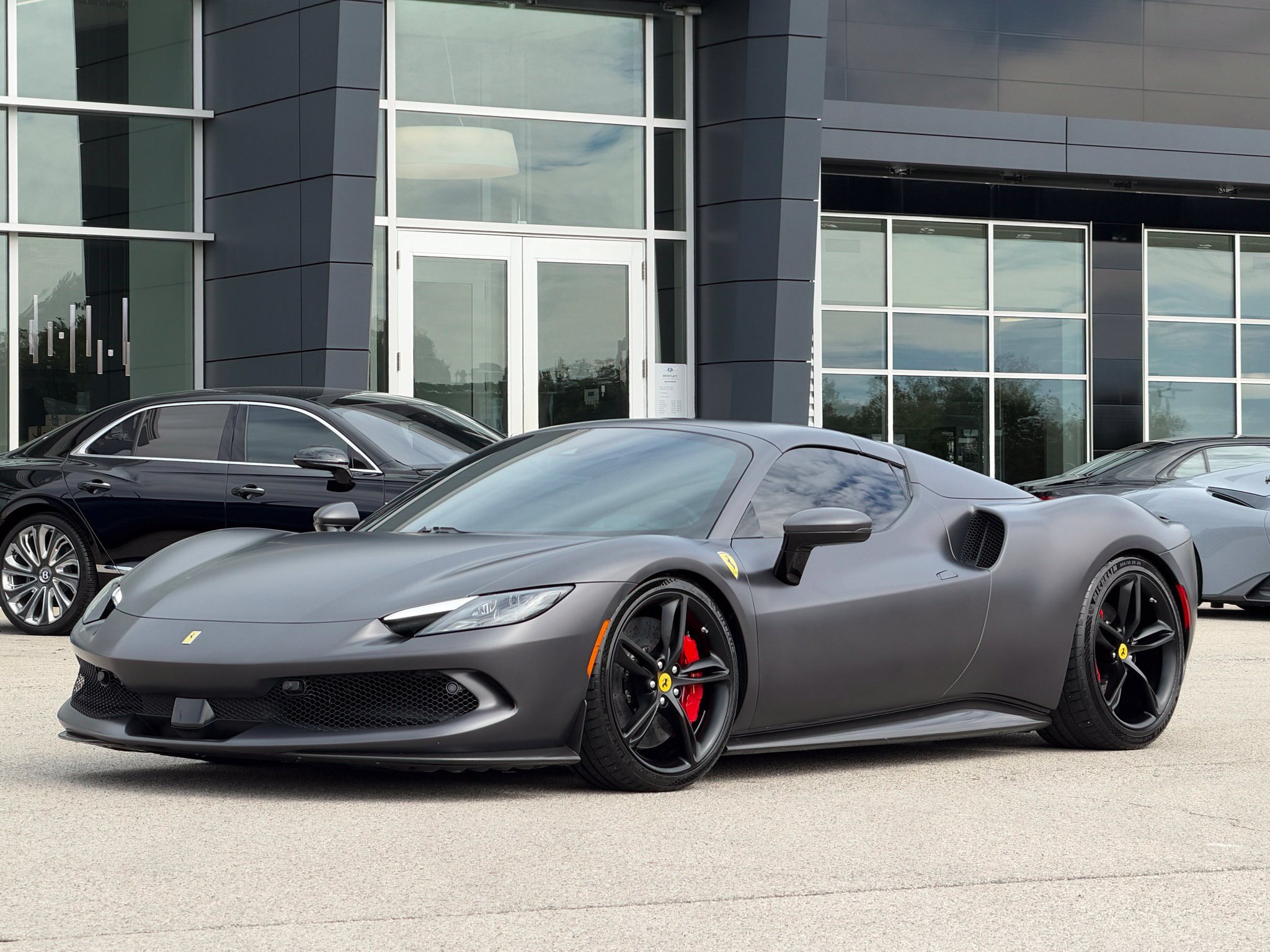 Used 2023 Ferrari 296 GTS RWD image 4
