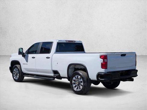 Used 2025 Chevrolet Silverado 2500 Custom w/ Custom Value Package AWD/4WD image 8